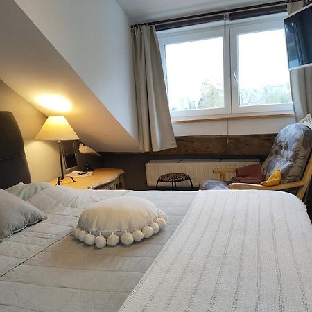 Chez Monsieur Bed & Breakfast Флоранвил Екстериор снимка