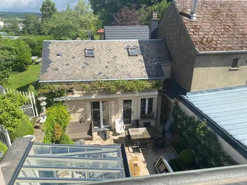 Chez Monsieur Bed & Breakfast Флоранвил Екстериор снимка