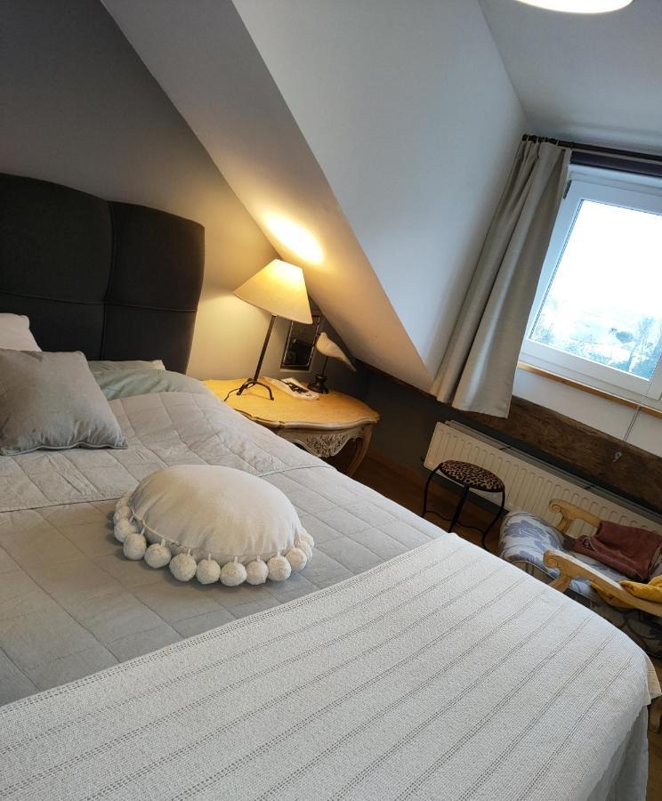 Chez Monsieur Bed & Breakfast Флоранвил Екстериор снимка